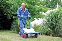John Tangye tested 25-litre Techneat Acuspray pedestrian garden sprayer at Littlefield Manor - credit all images: HortWeek